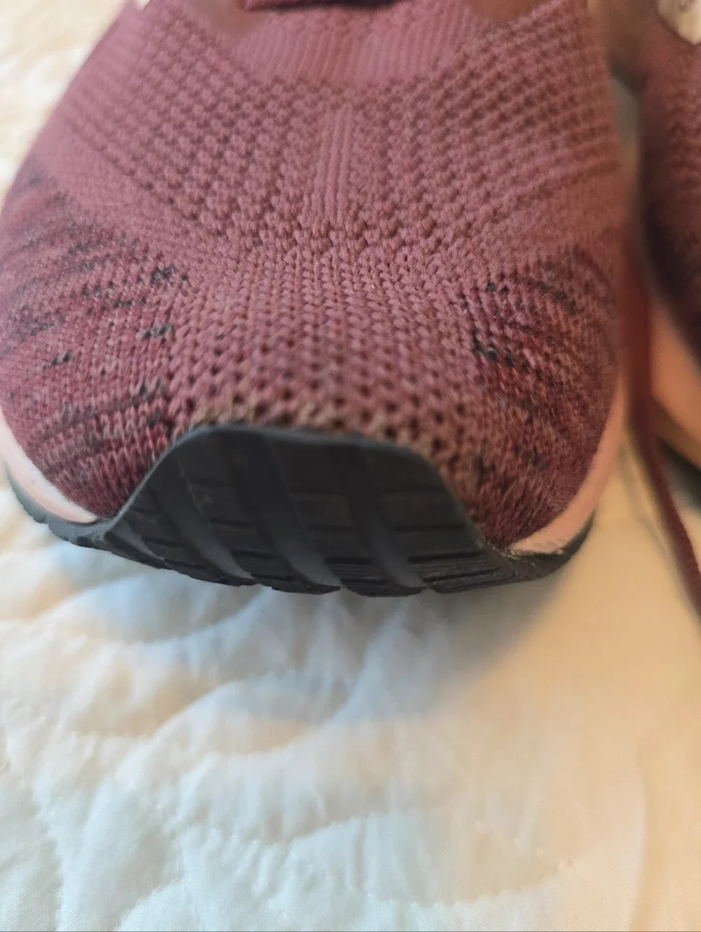 Brooks Levitate 4 Women's Size 11.5 Burgundy Plum Running Shoes